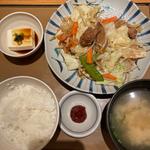 大豆ミートの野菜炒め定食(やよい軒 三川町店 )