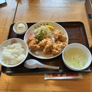 鶏の唐揚げ定食