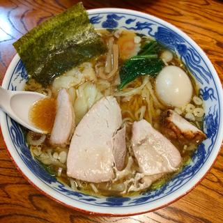 ワンタン麺味玉入り