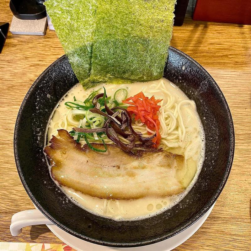 真政宗豚骨ラーメン 大盛(豚骨家元 麺の正宗)
