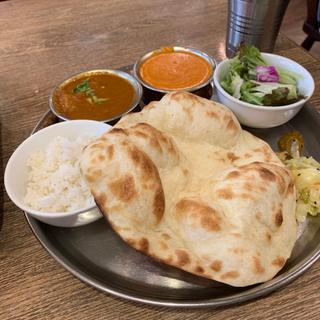本日の2種カレー(B)(スルエシー)
