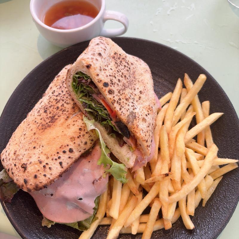 パニーニランチ(SUNDAY'S BAKE RIVER GARDEN)