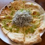 釜揚げしらすと茎わさびの山わさびクリームソースピッツア(伊豆高原ビール 伊東マリンタウン店 （イズコウゲンビール）)