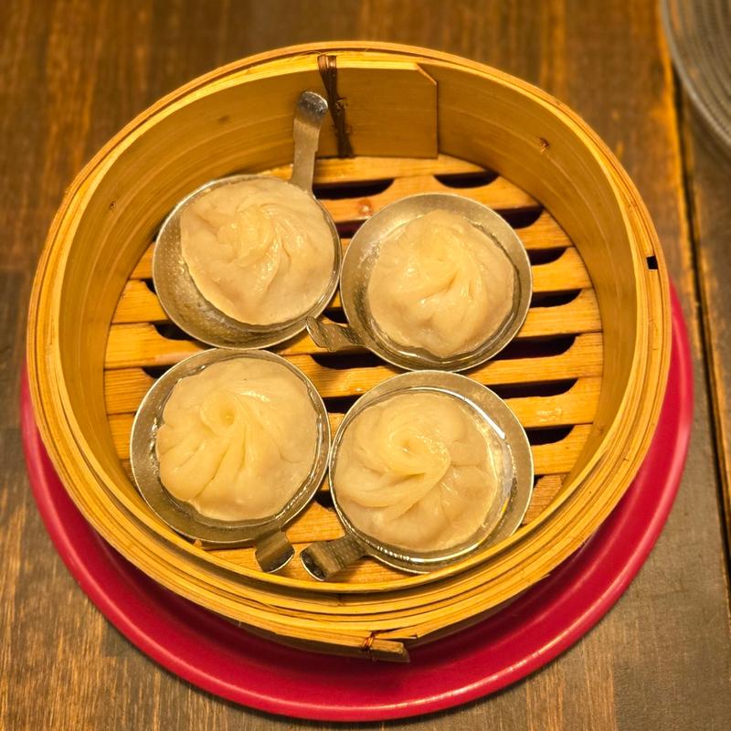 小籠包(2個)(中菜バル 堂島)