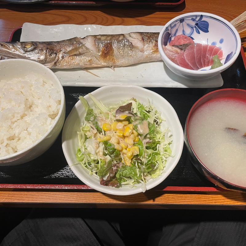 カマス塩焼き・小刺身(秋葉原漁港 快海 （あきはばらぎょこう かいかい）)