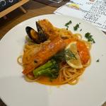 海の幸トマトクリームパスタ