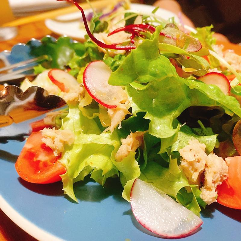 トマトとツナのサラダ(Bistro Ruelle)