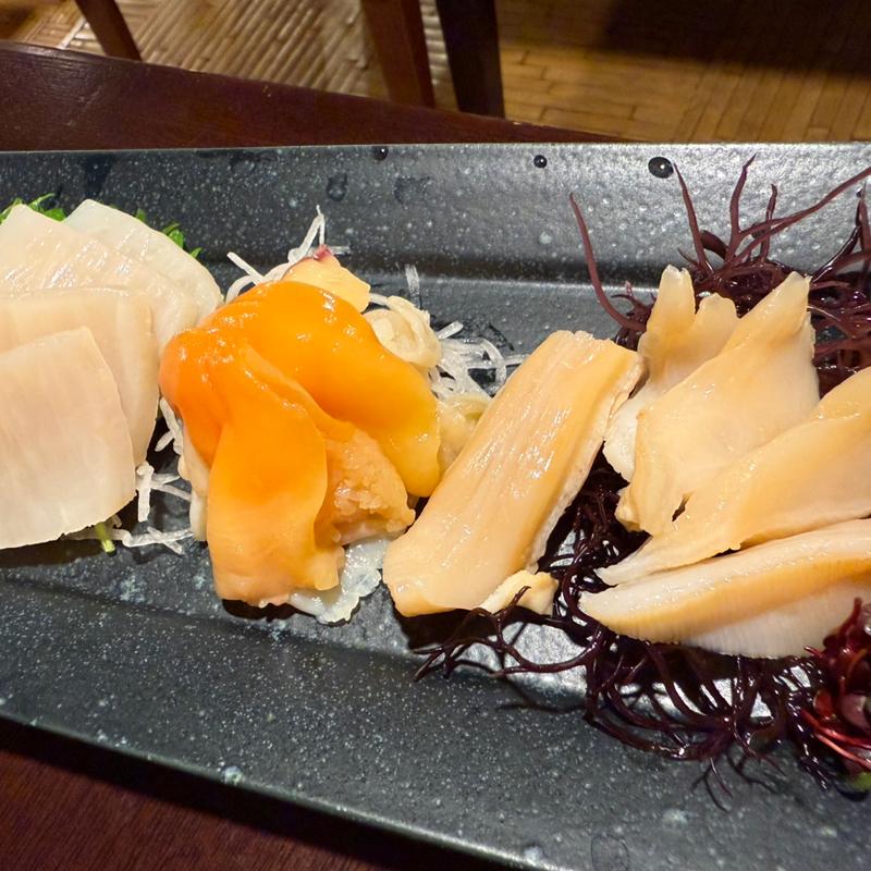 貝刺し盛合せ(焼き貝うぐいす )