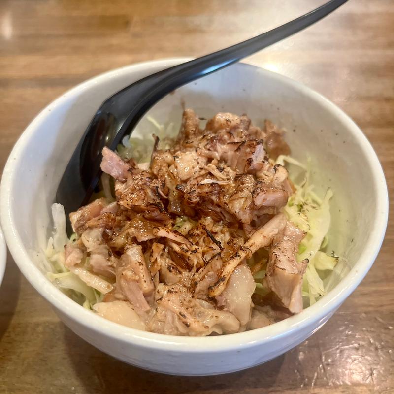 チャーシュー丼(麺屋愛都)