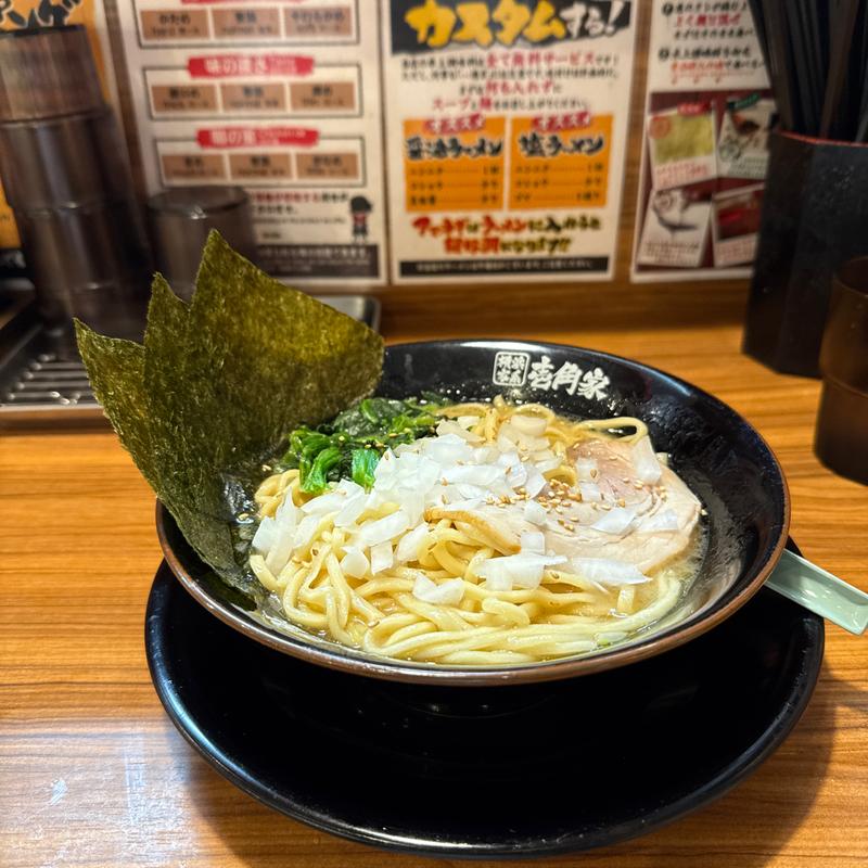 ラーメン(横浜家系ラーメン壱角家 新宿中央東口店)