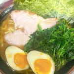 のり玉ラーメン(神田ラーメン わいず)
