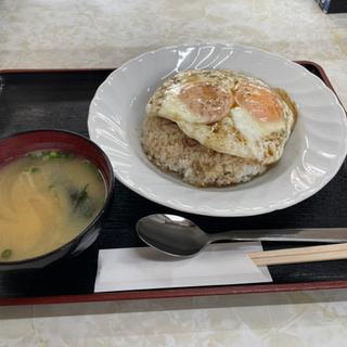 焼豚玉子めし(福美食堂)