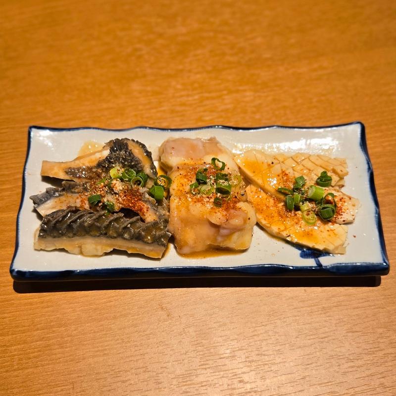 ホルモン三種盛り(焼肉くるみ 心斎橋本店)