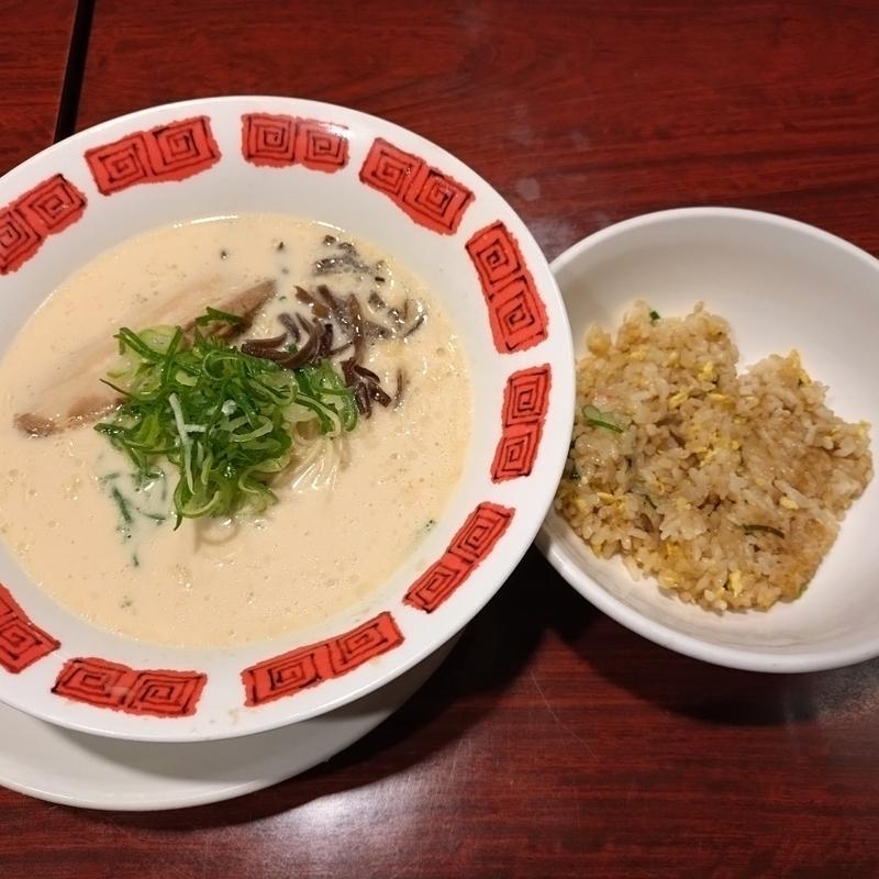 豚骨ラーメン(バーミヤン 河口湖店 )