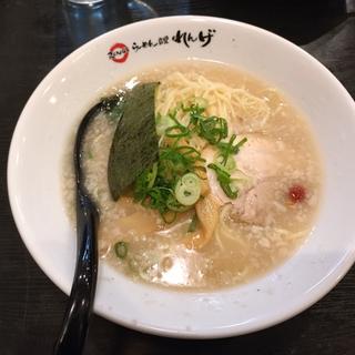 こってり塩ラーメン(らーめん食堂れんげ 河口湖店)