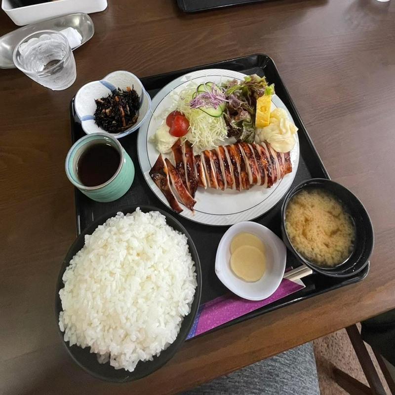 イカ生姜焼き定食(ハトコ )