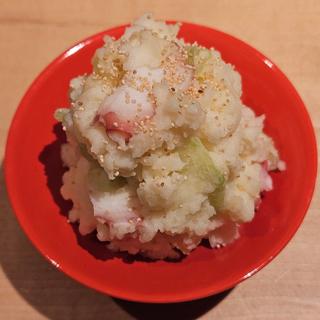 タコと加賀太胡瓜のポテサラ(酒 秀治郎)