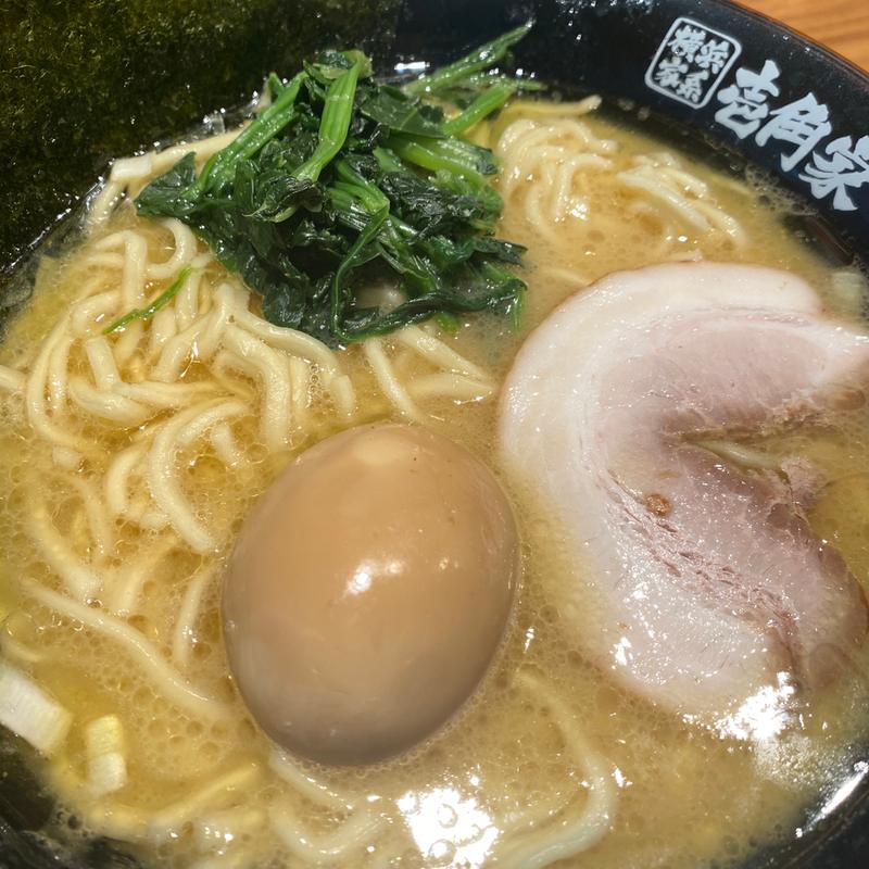 ラーメン　大(横浜家系ラーメン壱角家 品川港南口店)