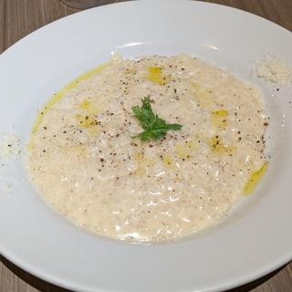 たっぷりチーズのクリームリゾット