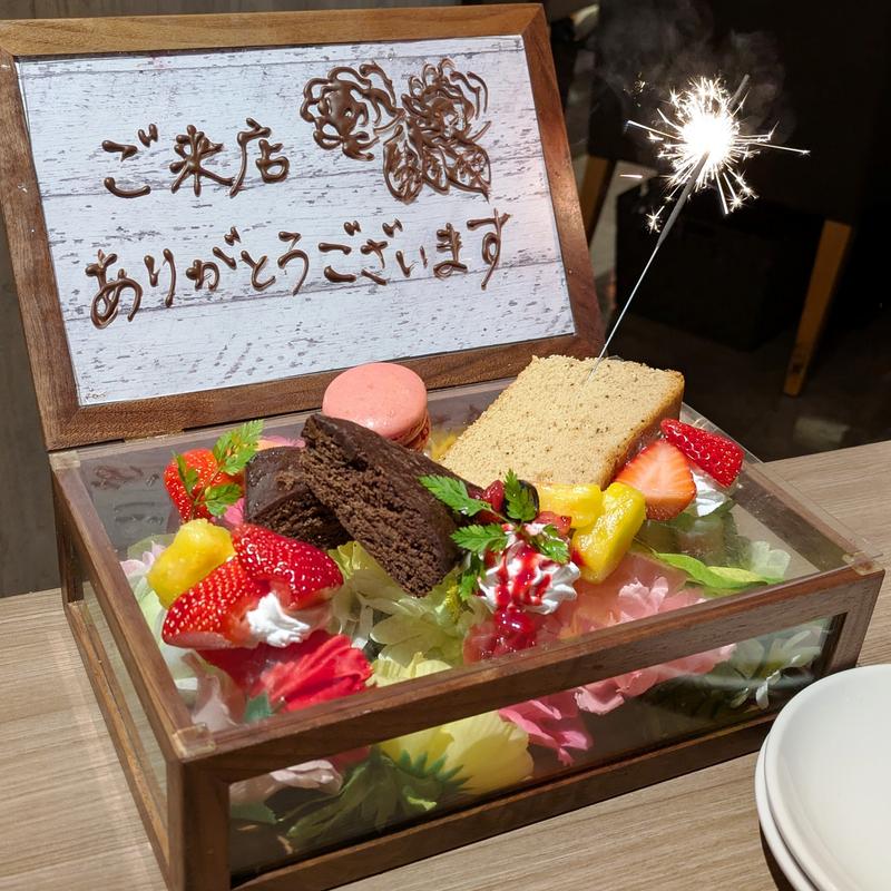 オリジナルアニバーサリーフラワーボックス(Cheese Meets Meat YOKOHAMA)