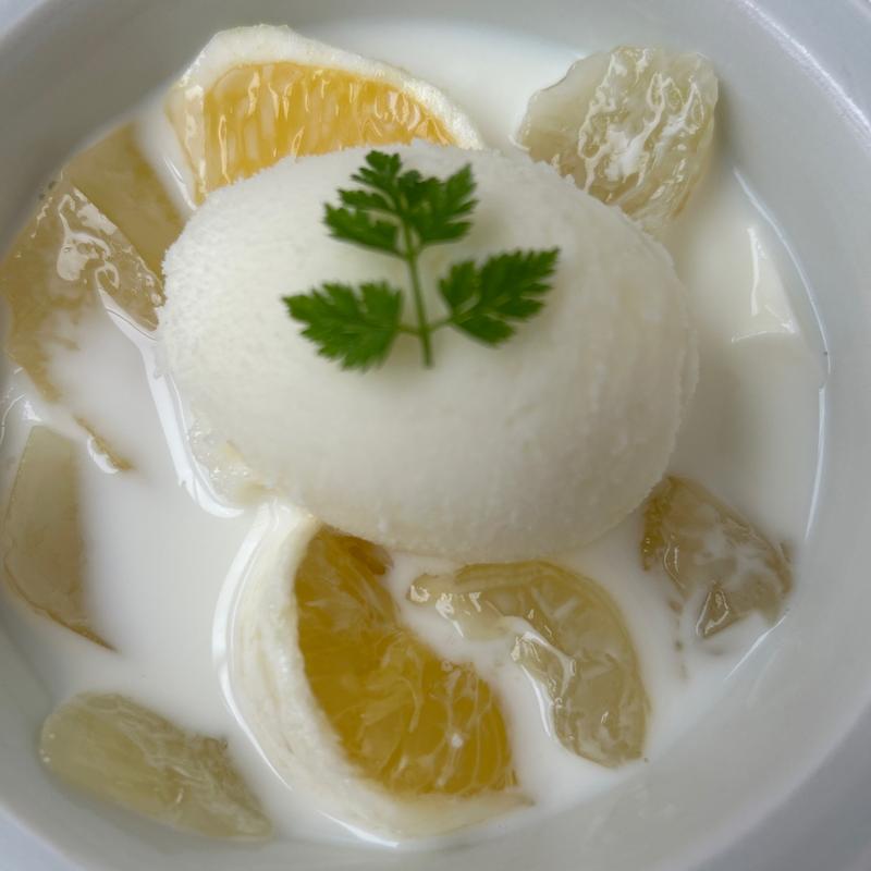 日向夏の杏仁豆腐(六花亭 森林公園店)