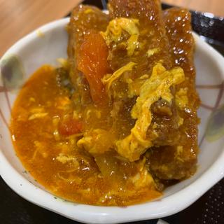 牛カツトマたまカレーうどん(並)