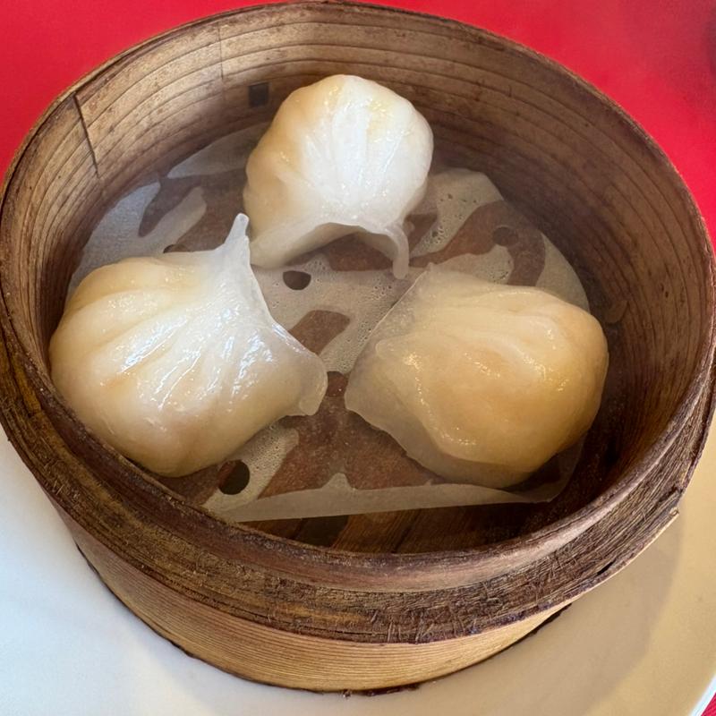 エビ蒸し餃子(中国飯荘 山城)