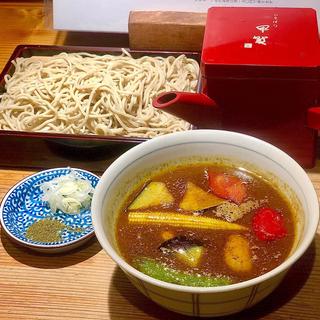 夏野菜のカレーせいろ