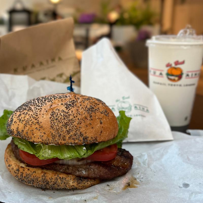 ハンバーガーセット(KUA`AINA 丸ビル店)