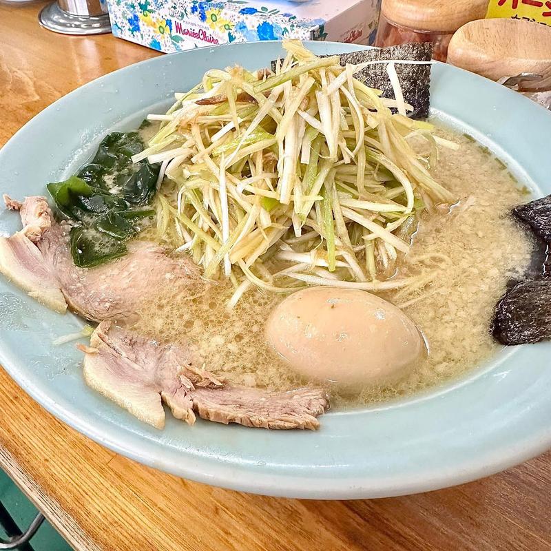ネギラーメン 中 チャーシュー2枚 味玉(ラーメンショップ 麻溝台店/そば・うどん・おにぎり たつみや)