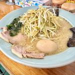 ネギラーメン 中 チャーシュー2枚 味玉(ラーメンショップ 麻溝台店/そば・うどん・おにぎり たつみや)