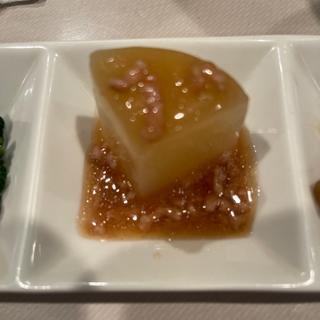 お通し　大根(石亭)