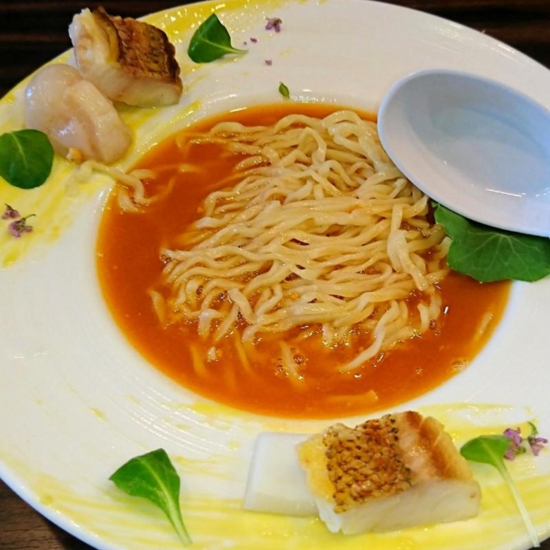 (ラーメン稲荷屋)