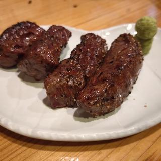 牛ハラミ炭火焼き(炭火やきとり 恵 （メグミ）)