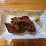 牛ハラミ炭火焼き(炭火やきとり 恵 （メグミ）)