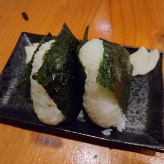 おにぎり(昆布＆鮭)(炭火やきとり 恵 （メグミ）)