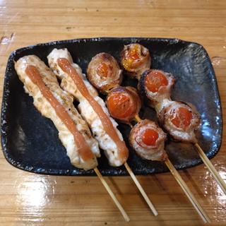 梅ささみ＆トマト巻き(炭火やきとり 恵 （メグミ）)