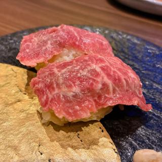 ひつじにぎり(羊肉焼肉平和園 羊匠亭)