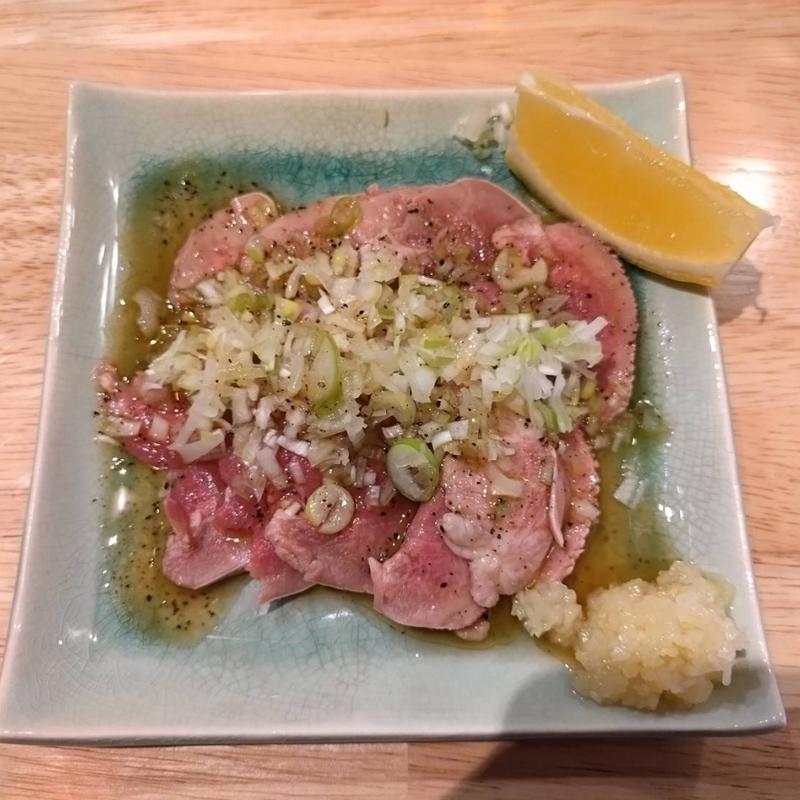 タン刺し(大衆酒場 といろ)