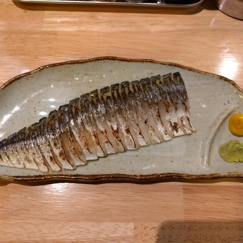 炙りシメ鯖(大衆酒場 といろ)