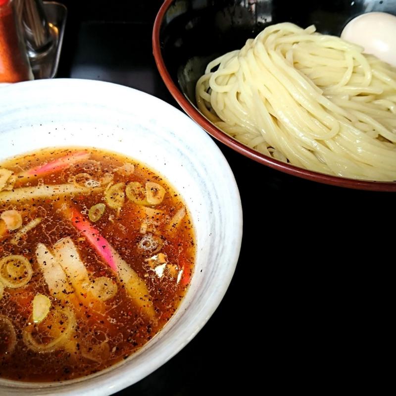 (肉煮干中華そば さいころ)