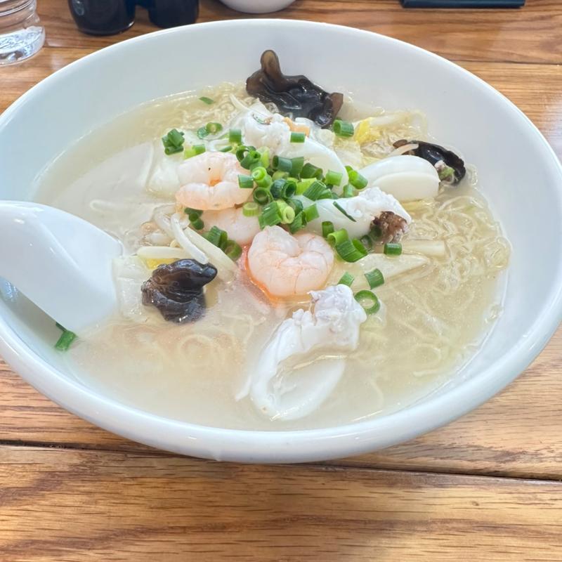 海鮮麺(香港麺新記 四谷三丁目店)