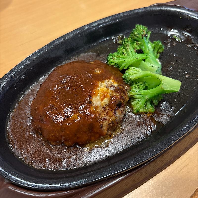 チーズINハンバーグ(ガスト　 新津店 )