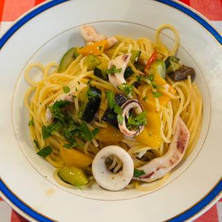 Aランチ（オイルソーススパゲッティーニ）(ラ・ベファーナ 下北沢店 （LABEFANA）)