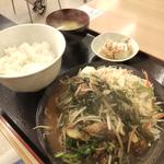 鶏皮スタミナ定食