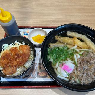 肉ごぼう天3本うどん&ミニタレカツ丼