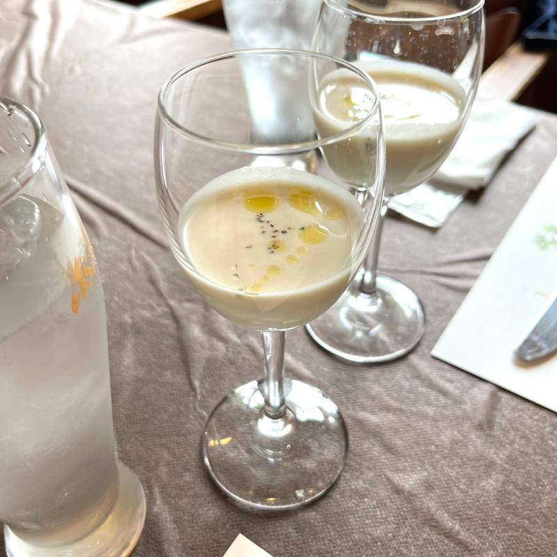 カブの冷製スープ(トラットリア チンクエチェント )