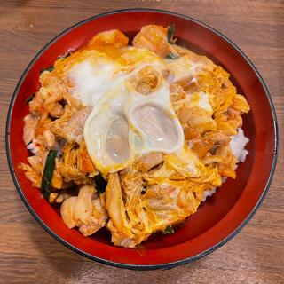 鶏キムチ丼(三好弥鶏料理)