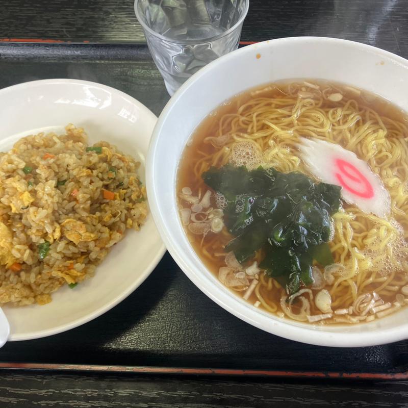 醤油ラーメンカレーチャーハン(中華料理楼蘭 )