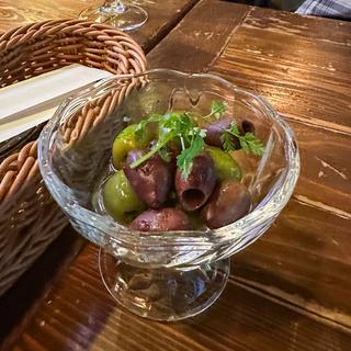 オリーブ盛り(Osteria al Ponte(オステリア アル ポンテ))
